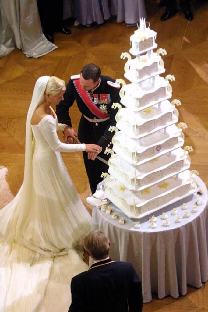 Best Celebrity Wedding Cakes 